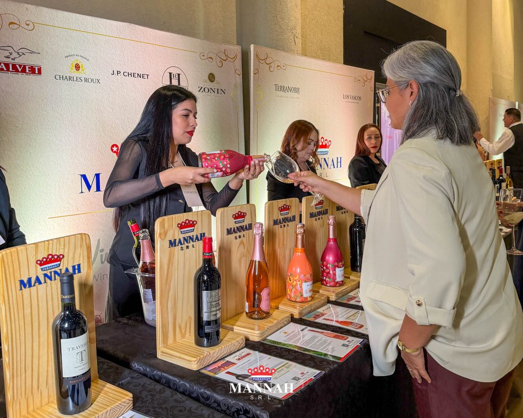 🍷 ¡Una noche inolvidable en Viva el Vino! desde el Hotel Nobile de Ciudad del Este 6 IMG 0664