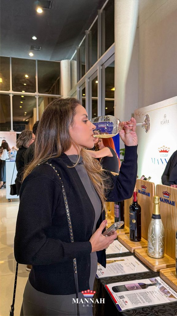 🍷 ¡Una noche inolvidable en Viva el Vino! desde el Hotel Nobile de Ciudad del Este 7 IMG 0698